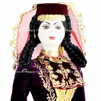Кукла в армянском костюме - большая