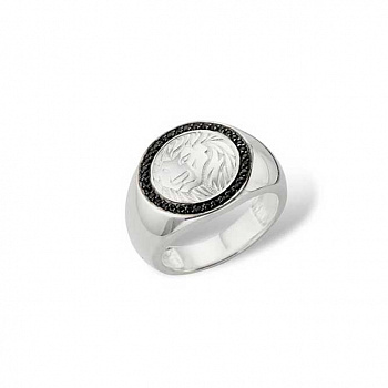 Серебряное кольцо-печатка с фианитами