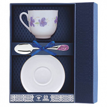 Фарфоровый чайный набор «Сиреневые цветы»